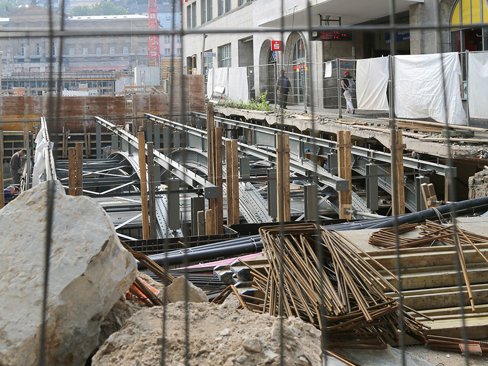 Railway Bridge Girder Repair Site Preparation in Wuppertal