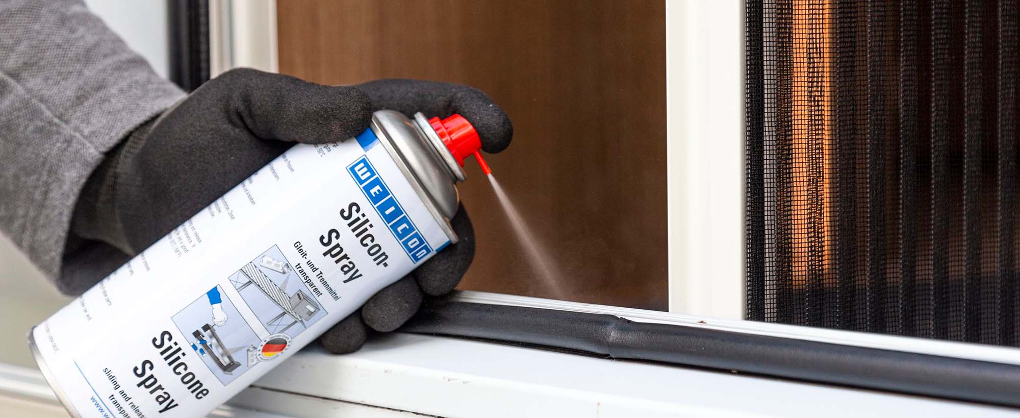 https://www.swiftsupplies.com.au/assets/images/News%20and%20Articles/2021/The%20Many%20Ways%20You%20Can%20Use%20Silicone%20Spray/Window%20Seals%20Lubricated%20with%20Weicon%20Silicone%20Spray.jpg